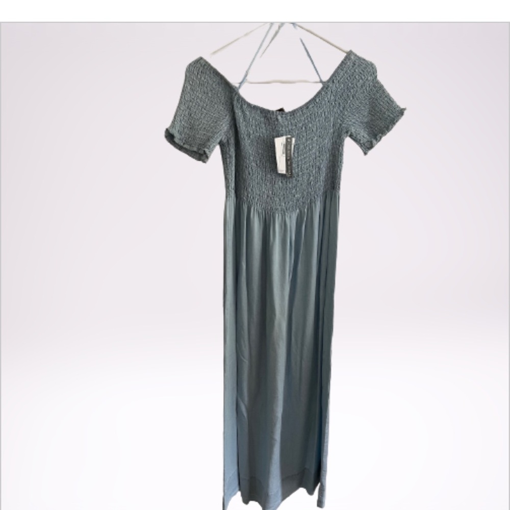 Summer Must- Have Tencel Dress with versatile neckline options. Lg